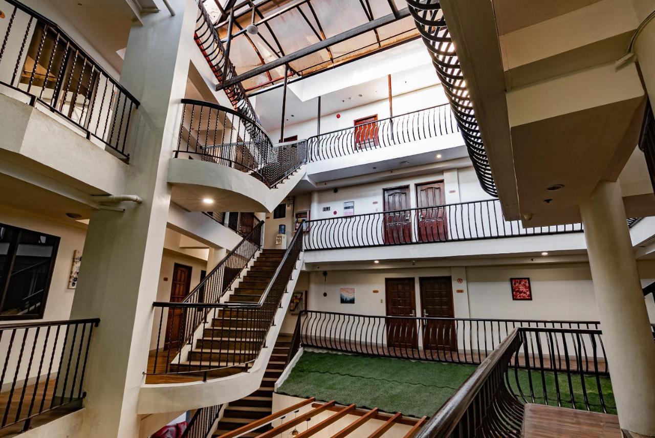 Kiwi Hotel Себу Экстерьер фото