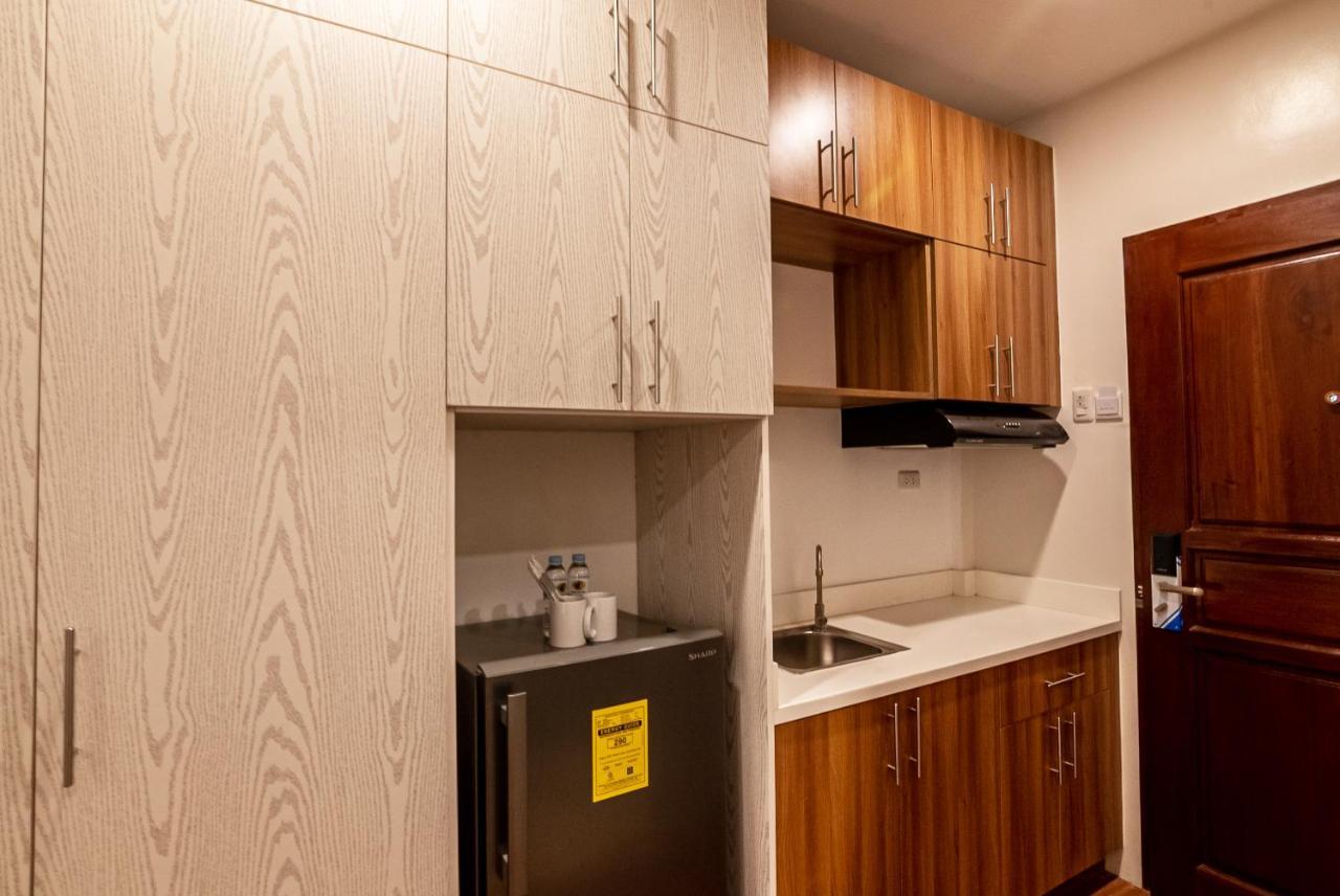 Kiwi Hotel Себу Экстерьер фото