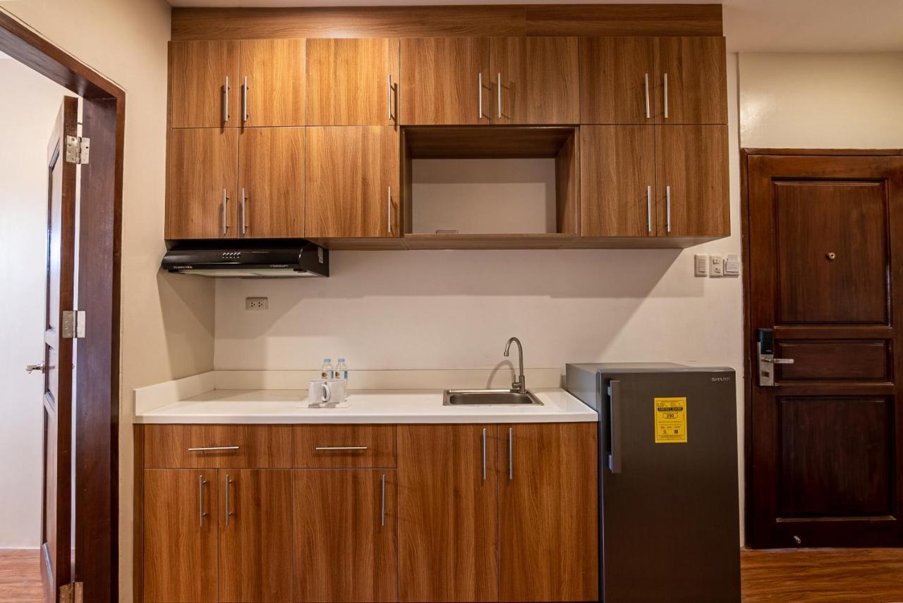 Kiwi Hotel Себу Экстерьер фото